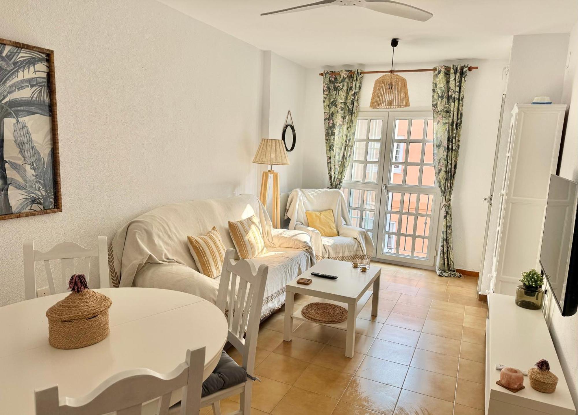 Sukha Apartamento Tarifa Exterior foto